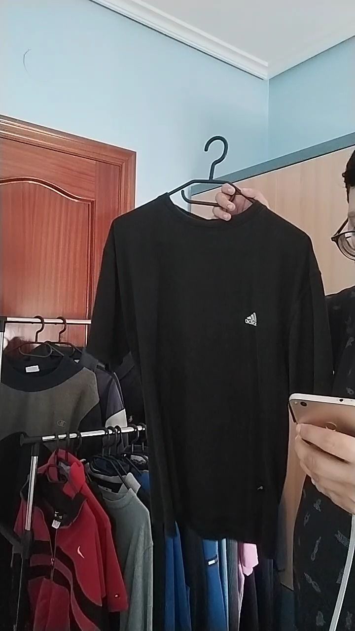 Adidas Camiseta Negra (Adidas) product image