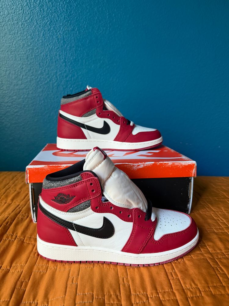 Nike Jordan 1 Lost and Founds 5.5y  product image