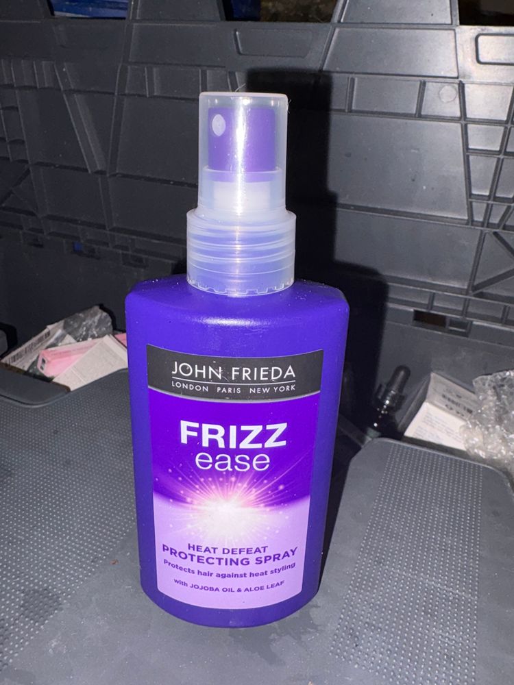 John Frieda John Frieda Frizz Ease Heat Defeat Protecting Spray product image