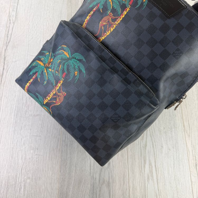 Louis Vuitton Men’s Blue Damier Monogram Leather Discovery Backpack image 12