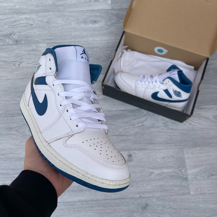 Air Jordan 1 Mid SE Trainers Sneakers - White/Industrial Blue [FN5215-141] 2