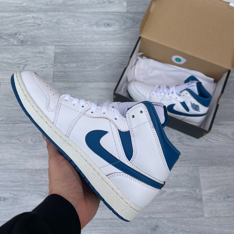 Air Jordan 1 Mid SE Trainers Sneakers - White/Industrial Blue [FN5215-141] 3