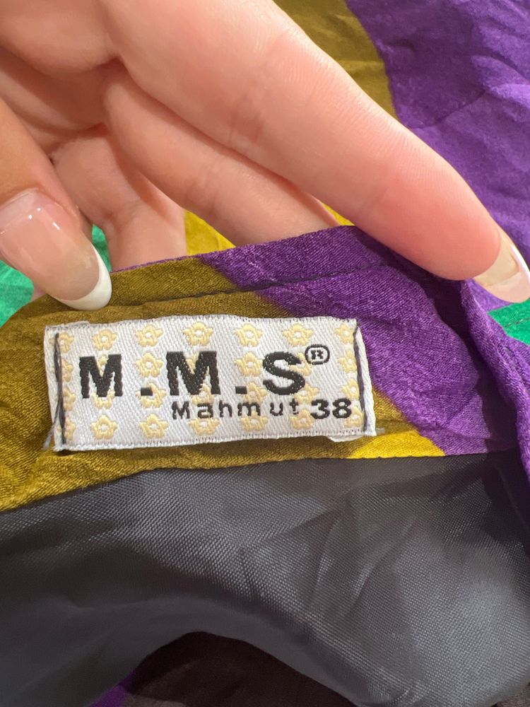 SATC drop | small black and purple midi skirt image 4