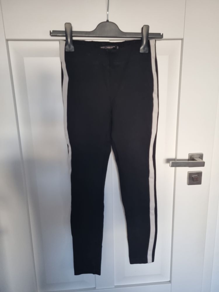 Black Leggings With White Side Stripes