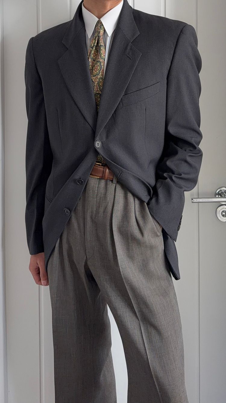 Giorgio Armani 1980s 3B Wool Sport Jacket Blazer Charcoal Grey - Size L image 6