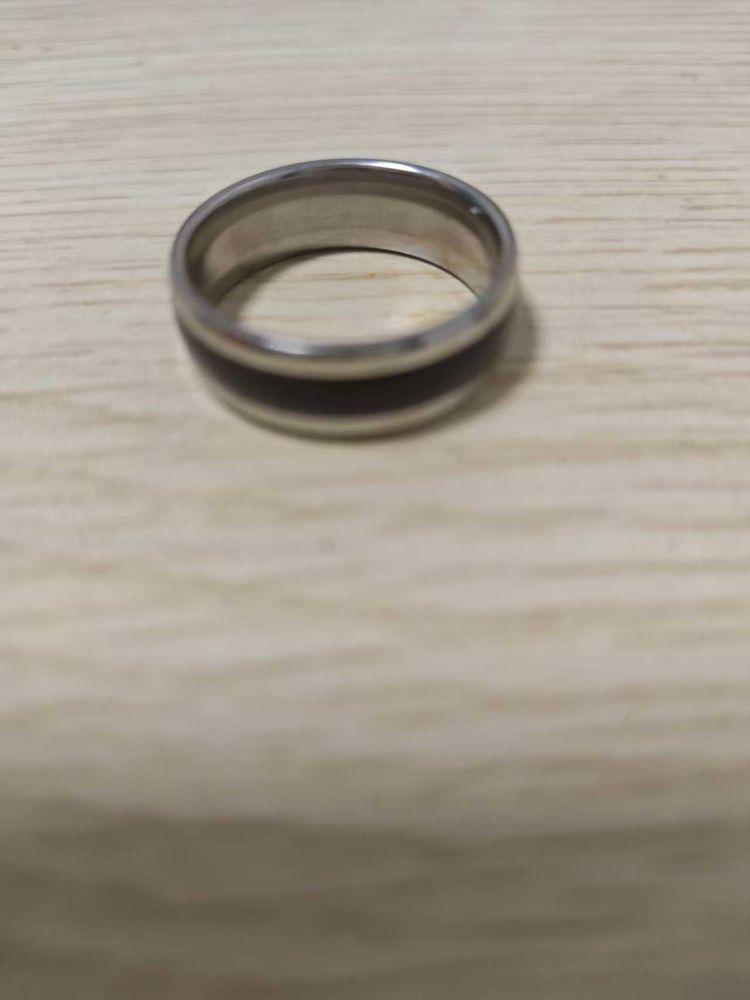 Silver And Black Ring imagen 2