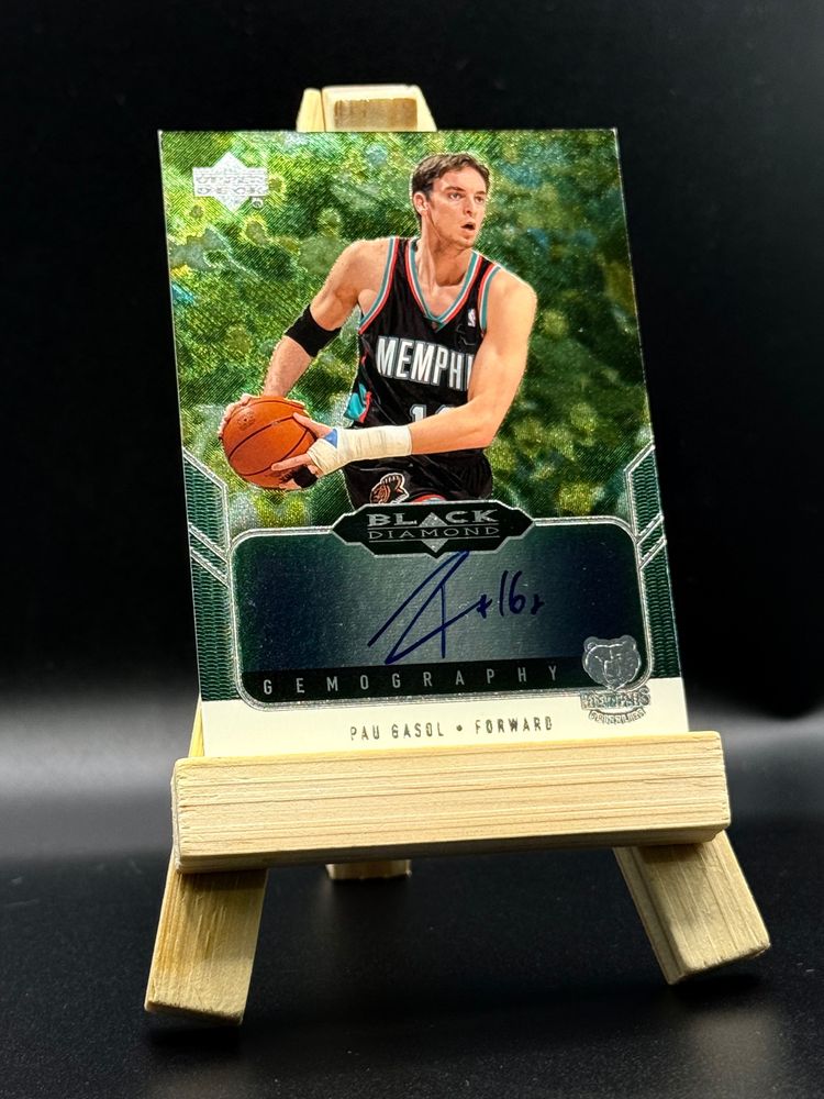 Pau Gasol Upper Deck Black Diamond Basketball Trading Card imagen 1