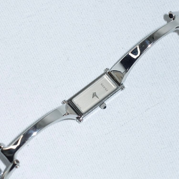 Gucci 1500 L Silver Watch White Dial