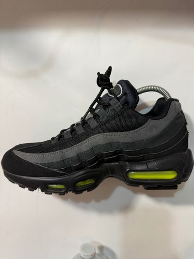 Black And Grey Sneaker 95- very clean