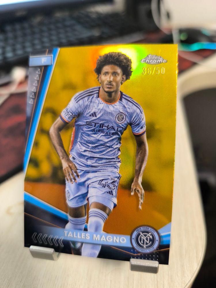 Topps Talles Magno Soccer Trading Card product image