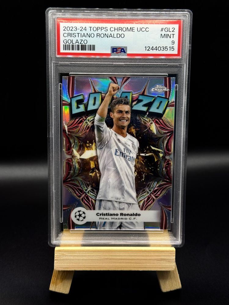 2023-24 Topps Chrome Ucc Cristiano Ronaldo Golazo Trading Card imagen 1