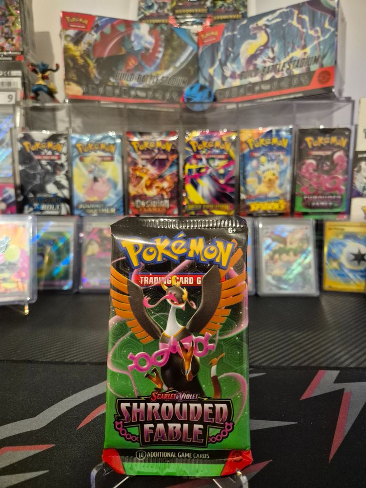 Shrouded Fable Booster Pack