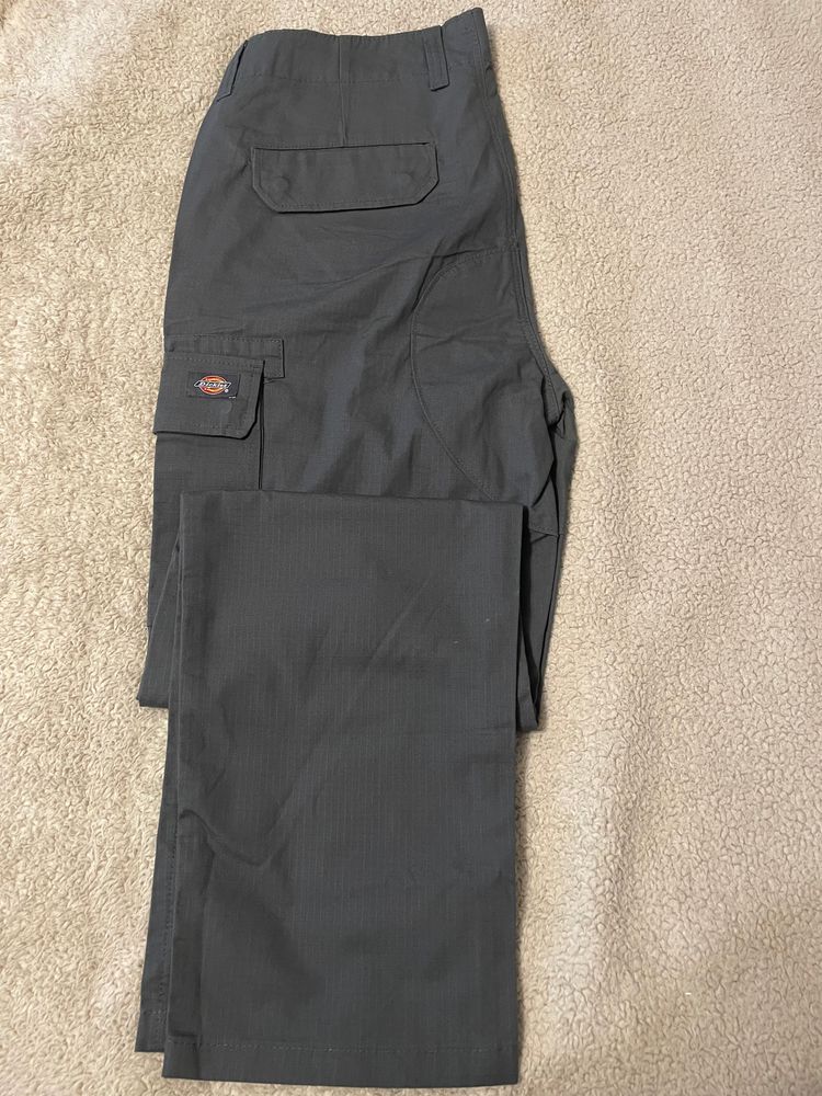Dickies Cargo Pants 2