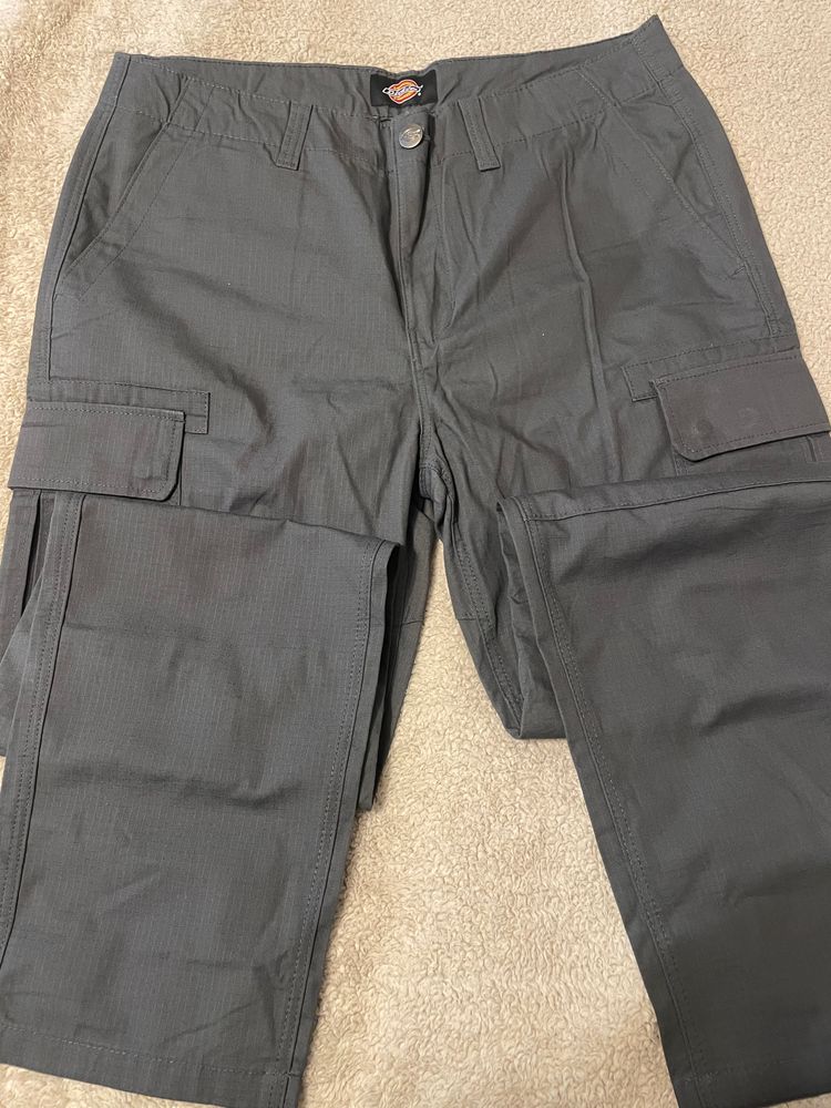 Dickies Cargo Pants 3
