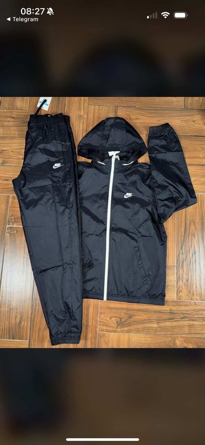 Nike Black Tracksuit With Hooded Jacket And Pants