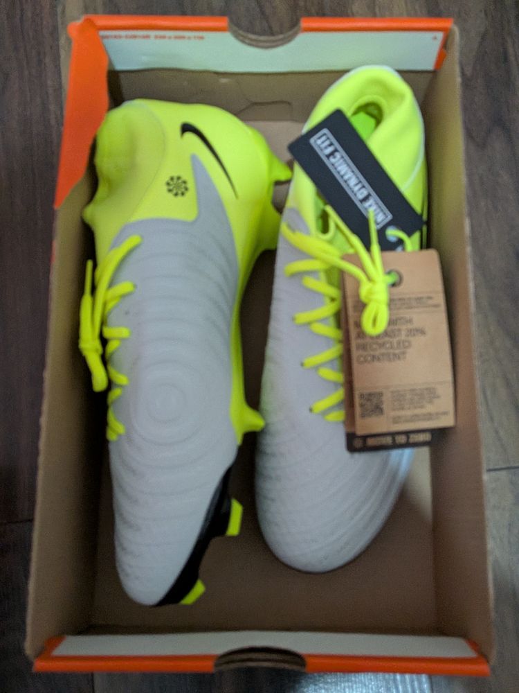 Nike phantom Luna 2 