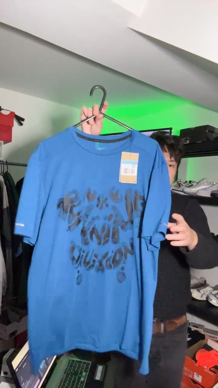 Nike Nike Dri-Fit Tee - Size Medium product image