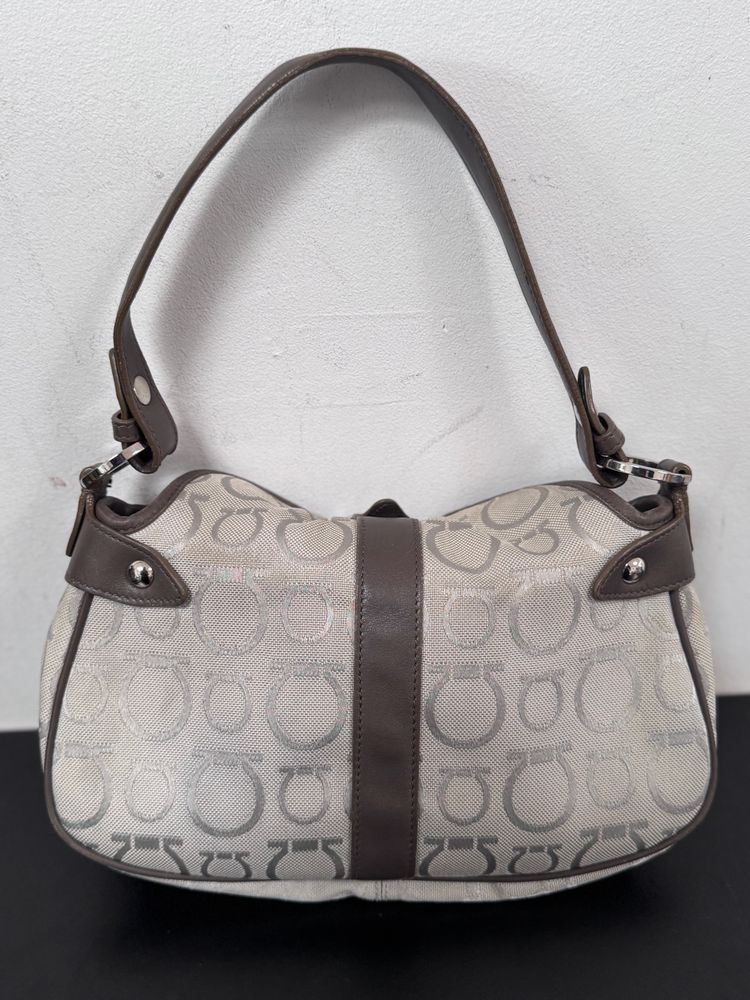 Salvatore Ferragamo shoulder bag 2