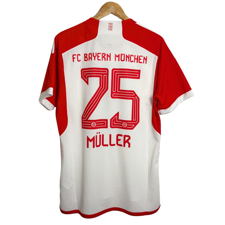 2023-24 Bayern Munich Home Shirt “Muller 25” (BNWT) - L