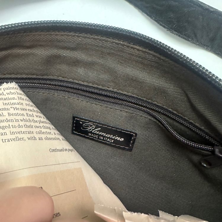 Blumarine Leather Shoulder Bag 4