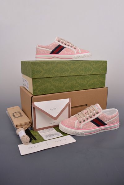 Retro casual sneakers