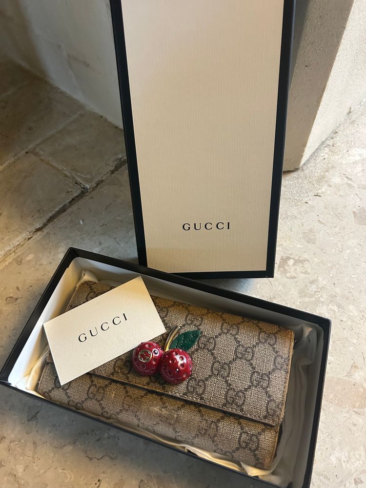 Gucci Gg Supreme Cherries Wallet 4