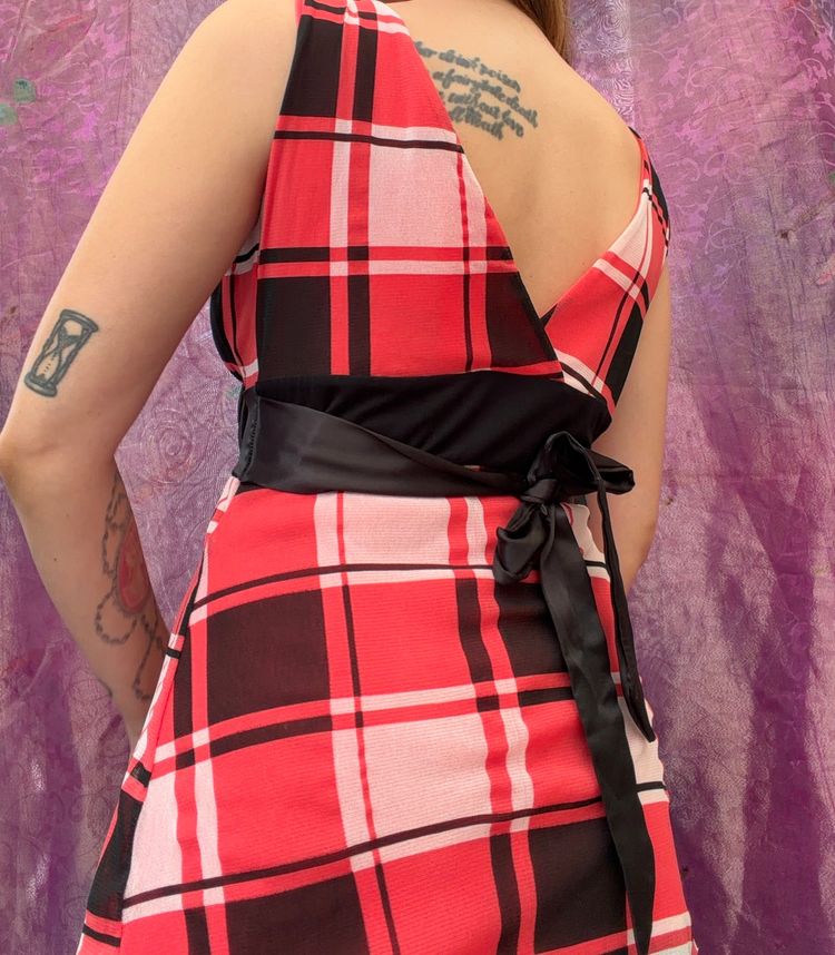 Immagine di Y2K Mesh Peplum Top 4