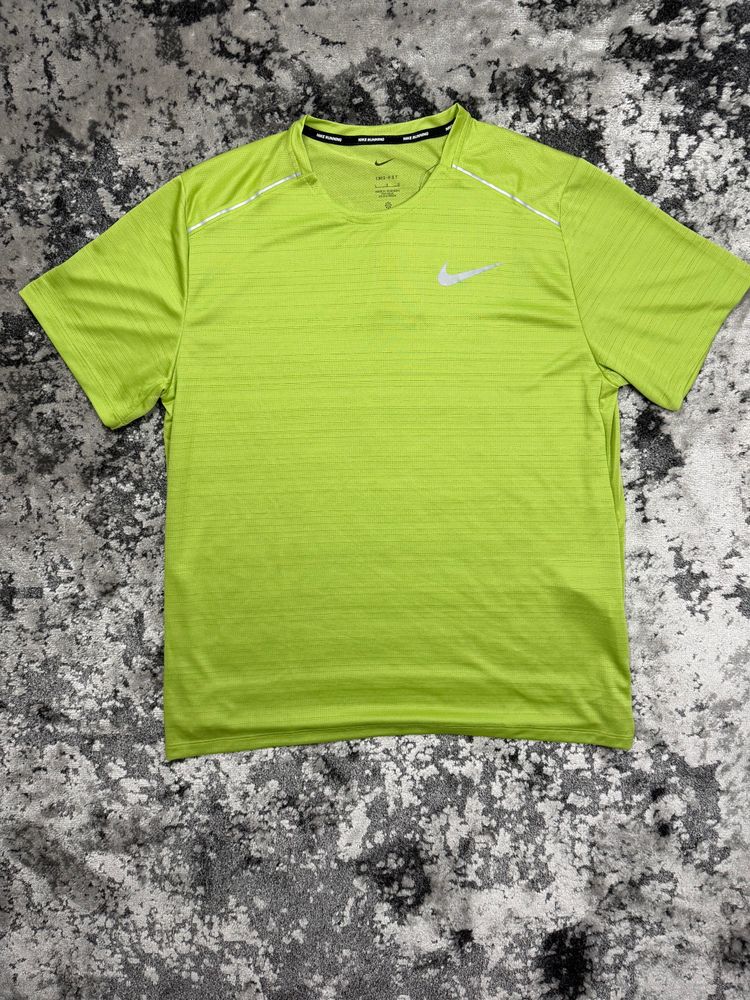 Nike 1.0 kewi miler 