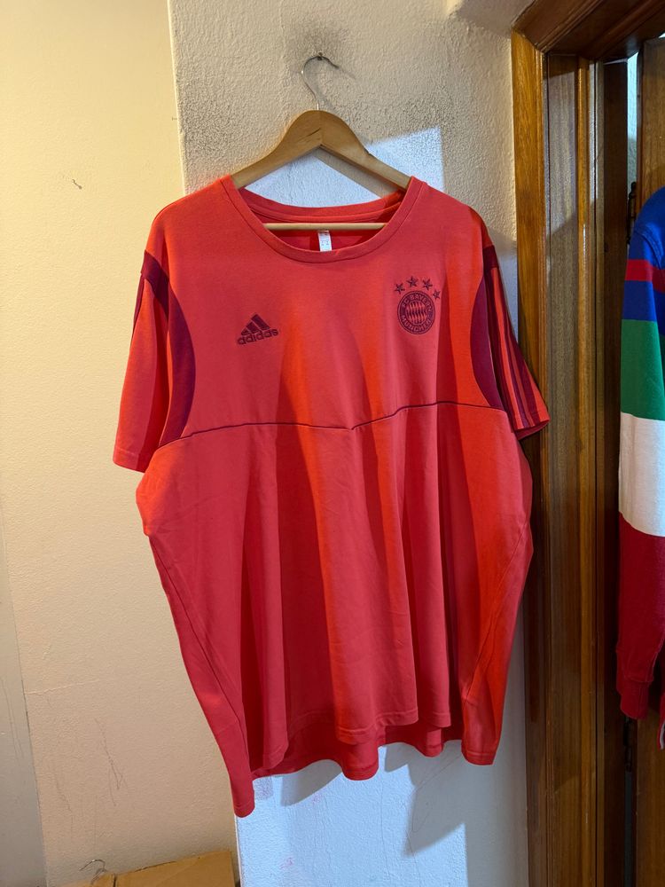 Immagine di Box di magliette Adidas, sei pezzi 5