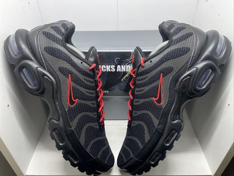Nike Nike Air Max Plus TN UK10.5 Black University Red Reflective Urban Mint Condition product image