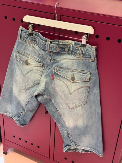Levi's engineered buckle shorts