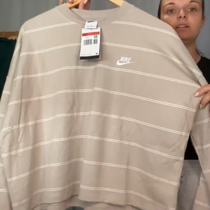 NIKE CROPPED SWEAT L image 1