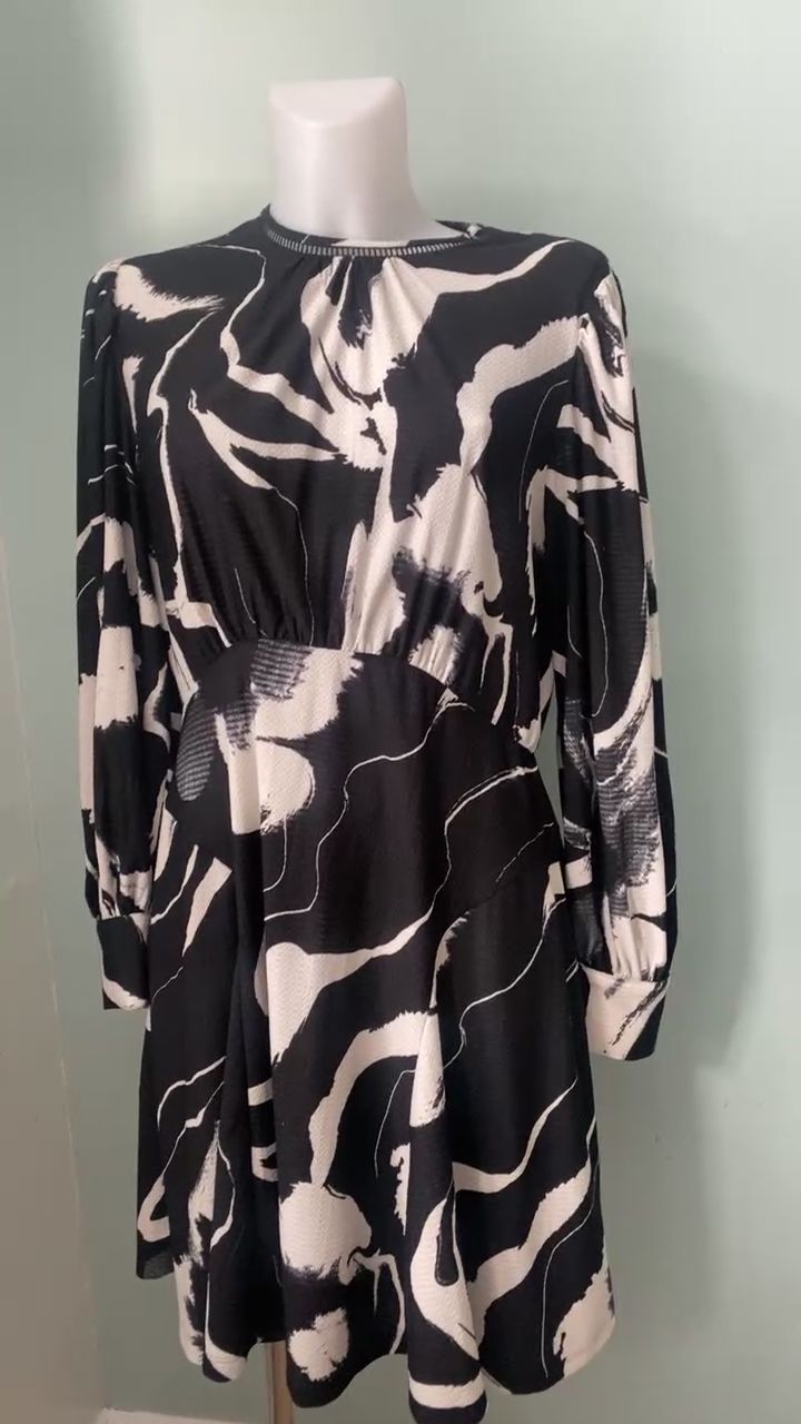 Immagine di Dress 1