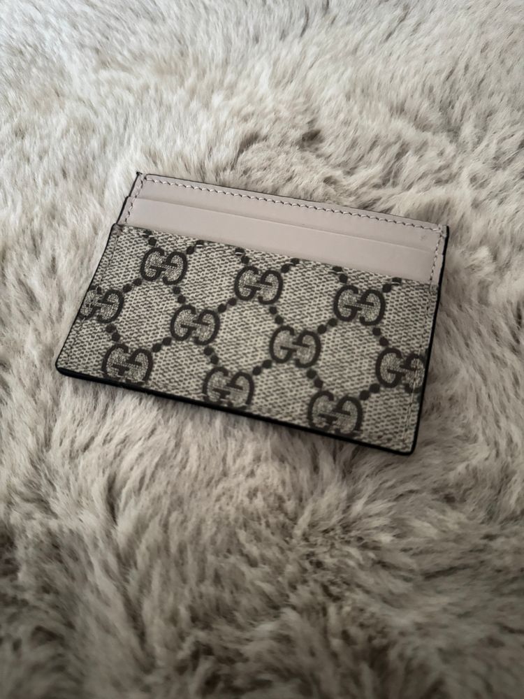 Gucci Card Holder Leather GG Beige Trim BNWOT *NO BOX*