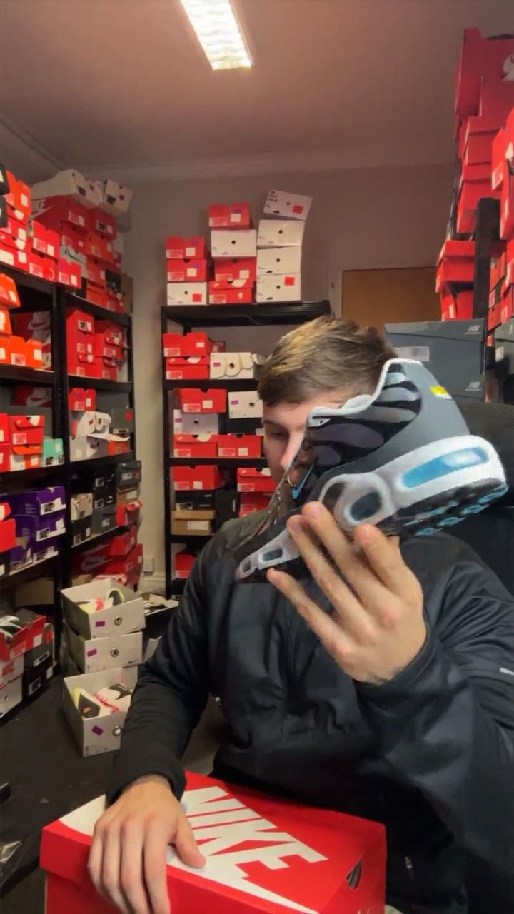 Nike UK 7.5/8/8.5/9/10 NIKE AM TN RRP £175 product image