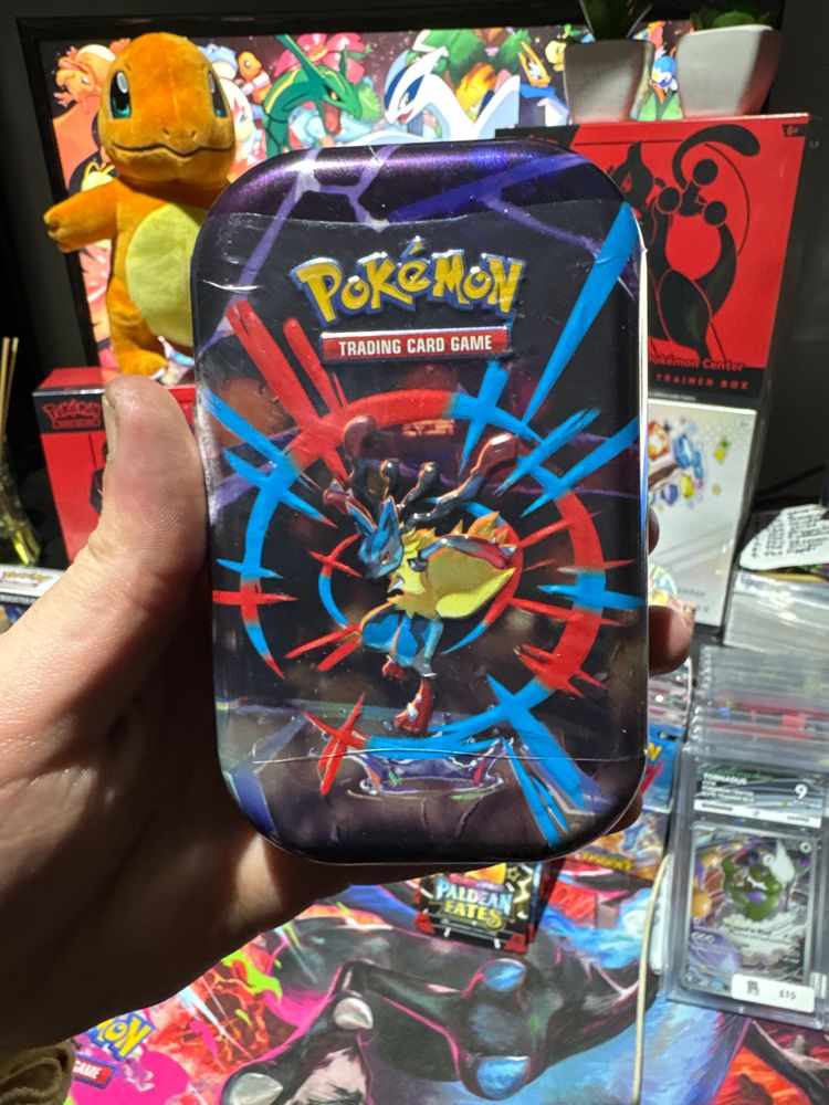 Mega Evolutions Tin