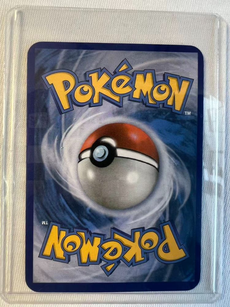 Raichu V Pokémon Trading Card imagen 2