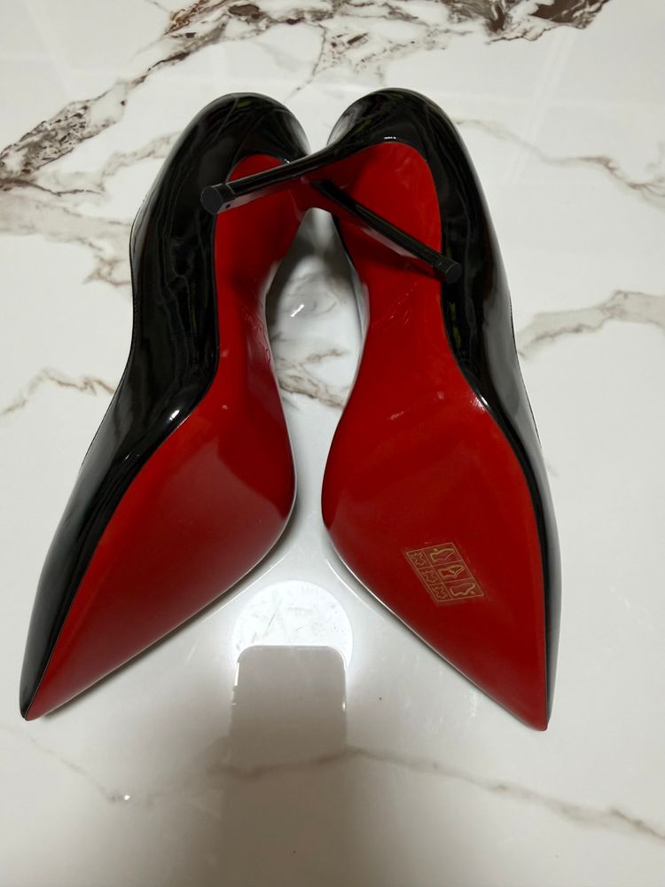 Décolleté Hot Chick Christian Louboutin image 7