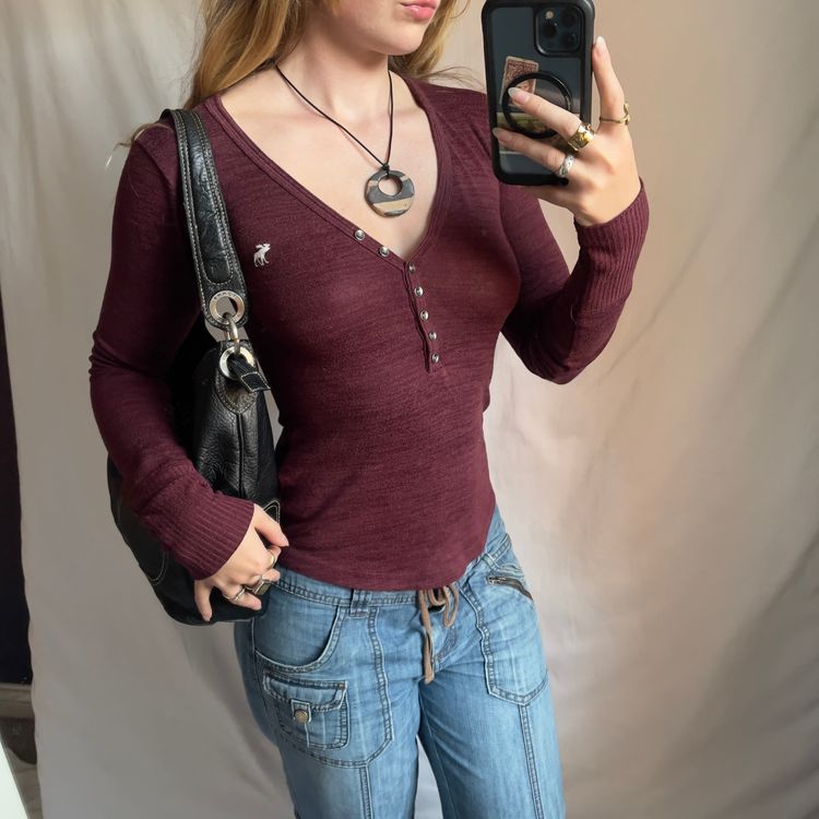 Y2K Abercrombie & Fitch Women'S Long Sleeve Henley Top image 1