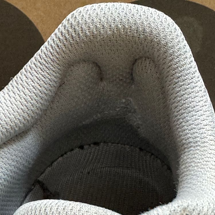 Immagine di Adidas Yeezy Boost 700 Wave Runner 42 2/3 6