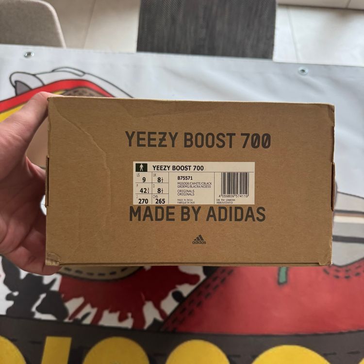 Immagine di Adidas Yeezy Boost 700 Wave Runner 42 2/3 7