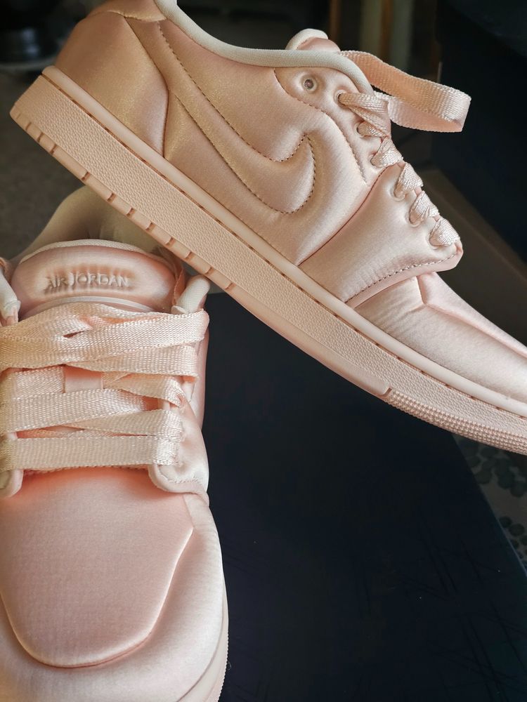 Nike Air Jordan 1 Low Satin Pink Sneakers
