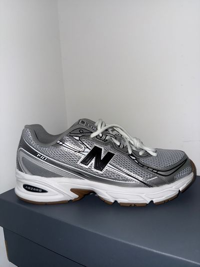 New Balance 740 Running Shoe
