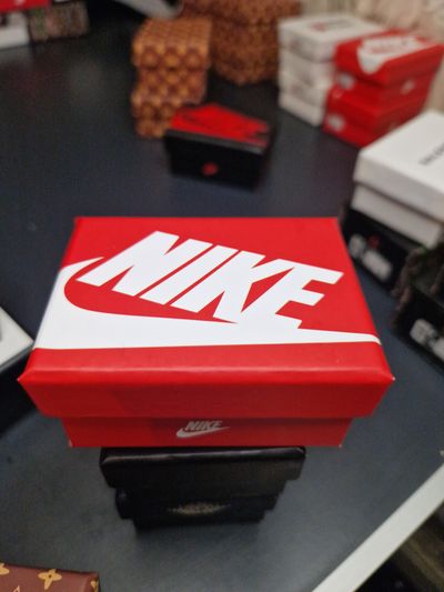 Nike Shoe keychain box