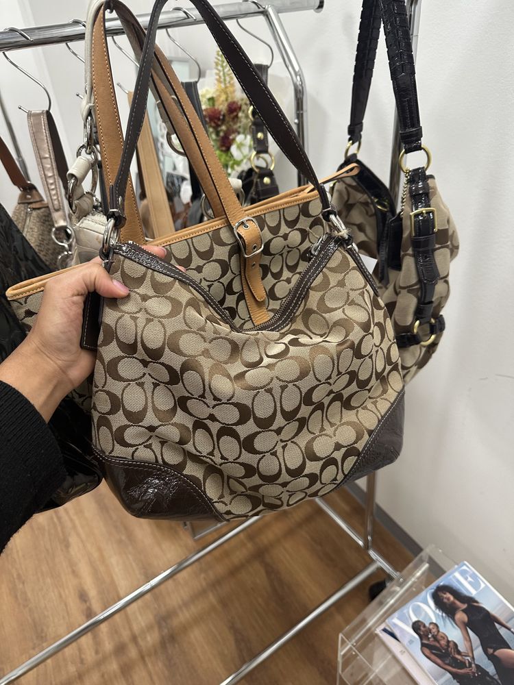 Coach Coach Signature Canvas Shoulder Bag product image