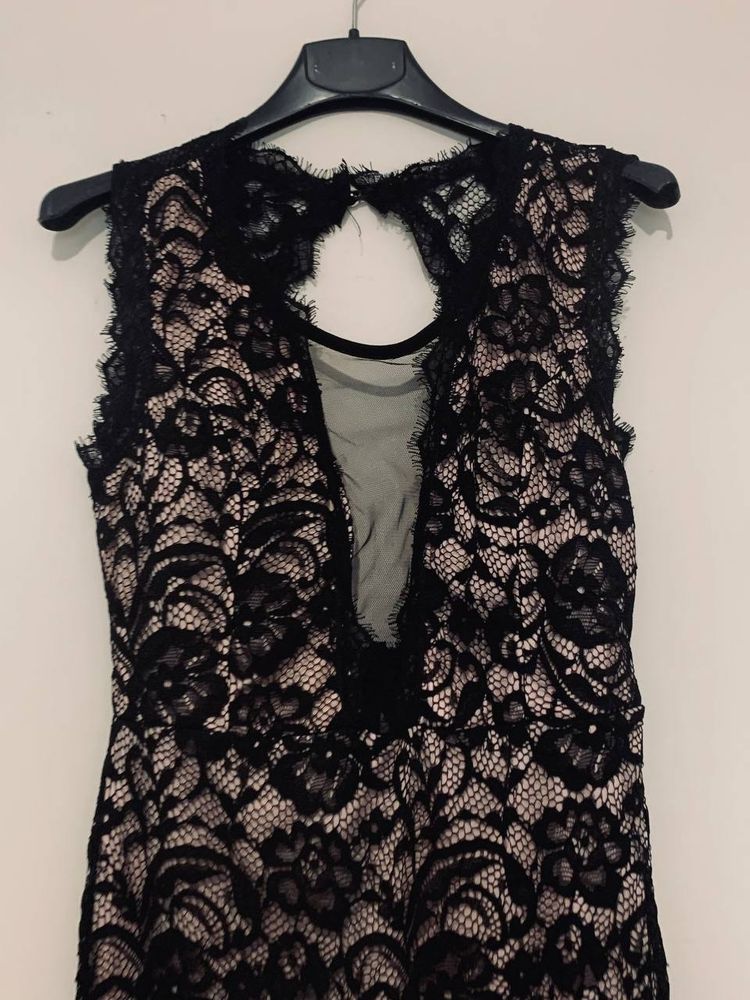 Black Lace Sleeveless Dress 9