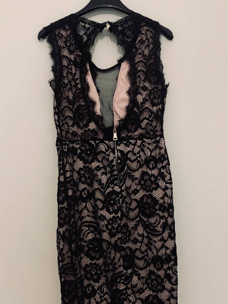 Black Lace Sleeveless Dress 10