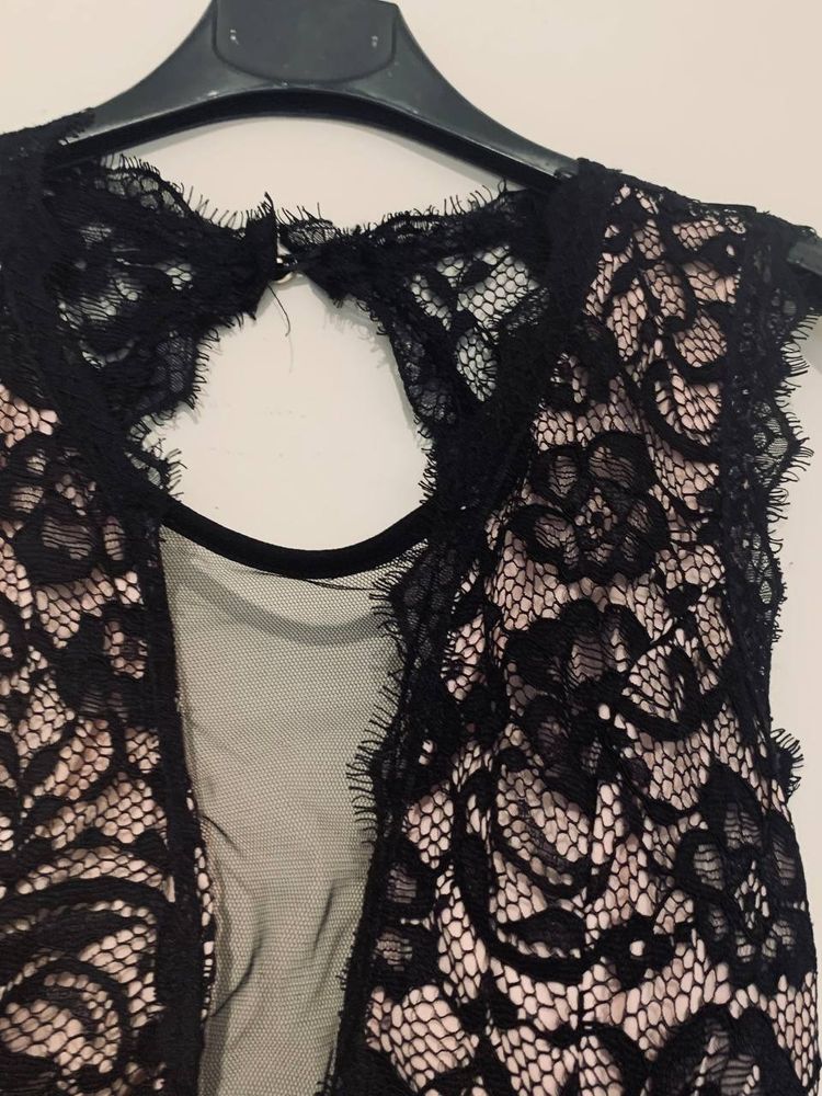 Black Lace Sleeveless Dress 6