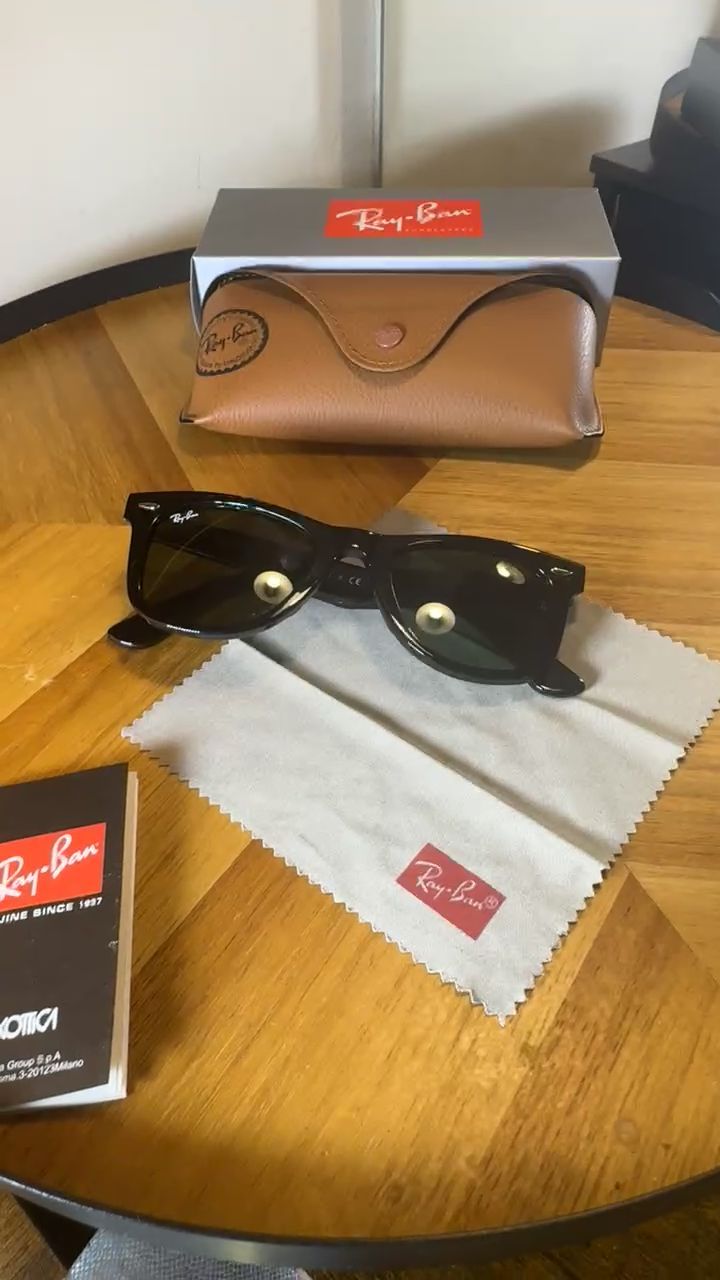 Ray-Ban Ray-Ban Wayfarer Sunglasses product image
