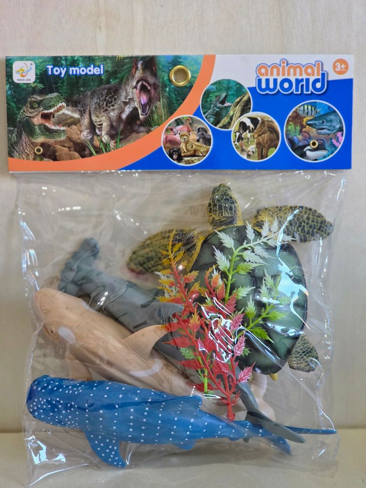 Large Size Of Animal World Toy Model Set image 1